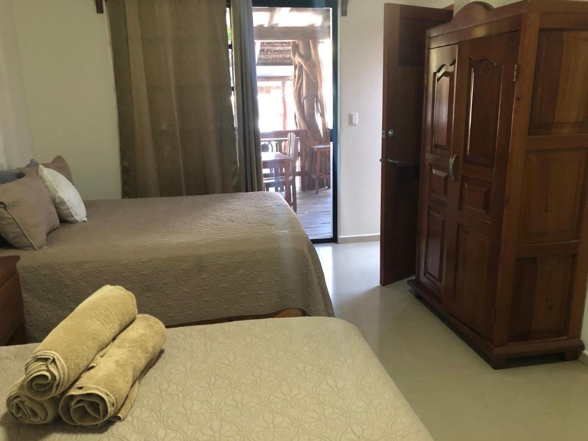 Hotel El Caballo Blanco Mahahual Exteriör bild