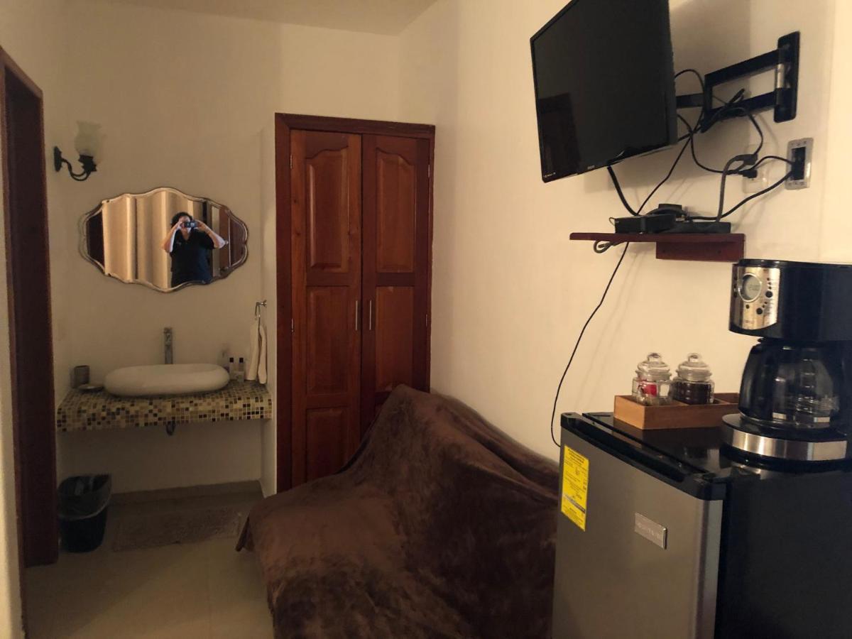 Hotel El Caballo Blanco Mahahual Exteriör bild